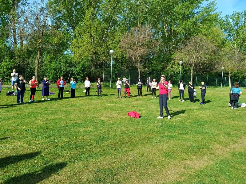 Caminatas saludables-8.png