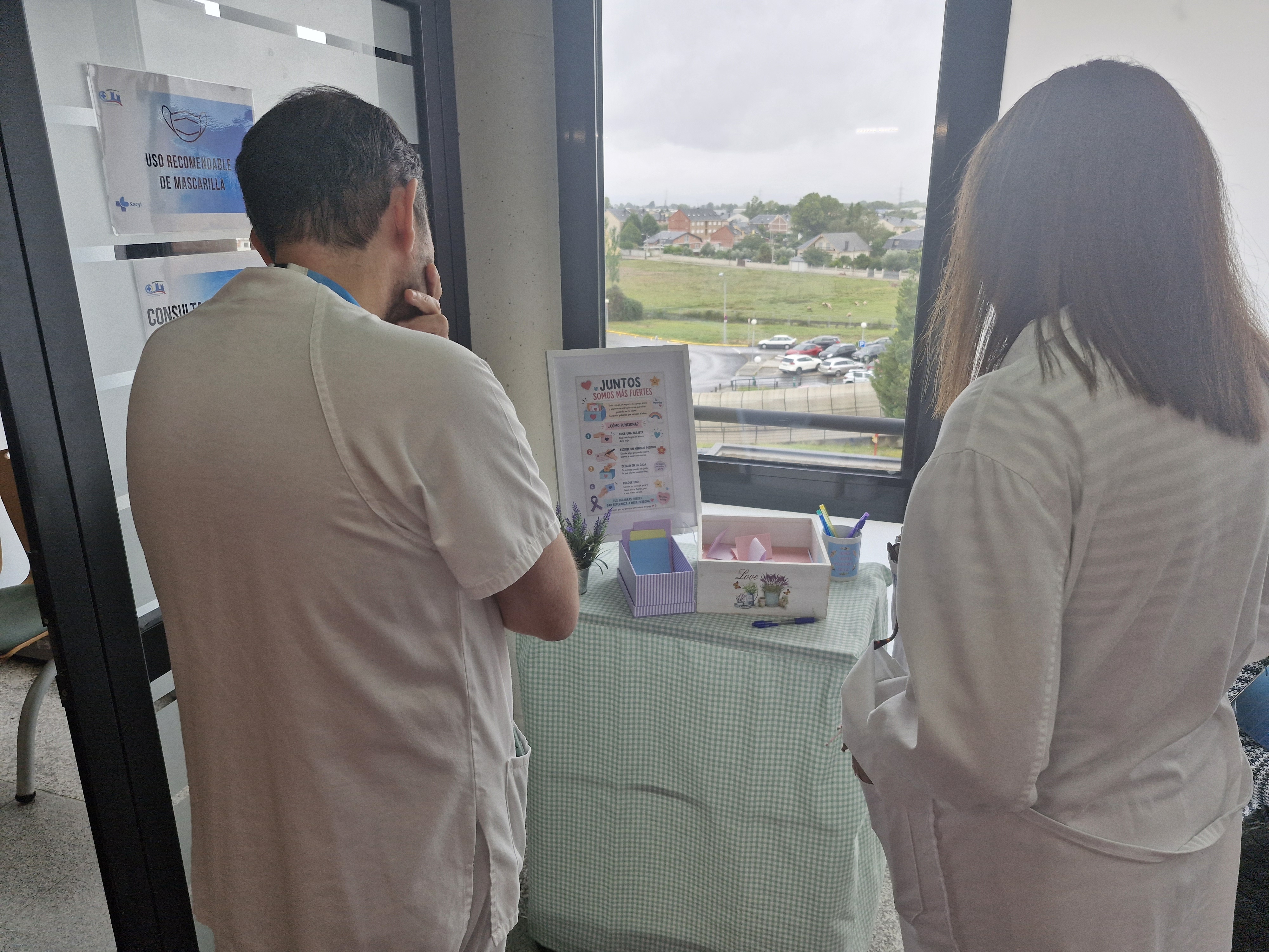 Trabajadores de la Gasbi inaugurando la iniciativa de humanización 'Juntos somos más fuertes' (3)