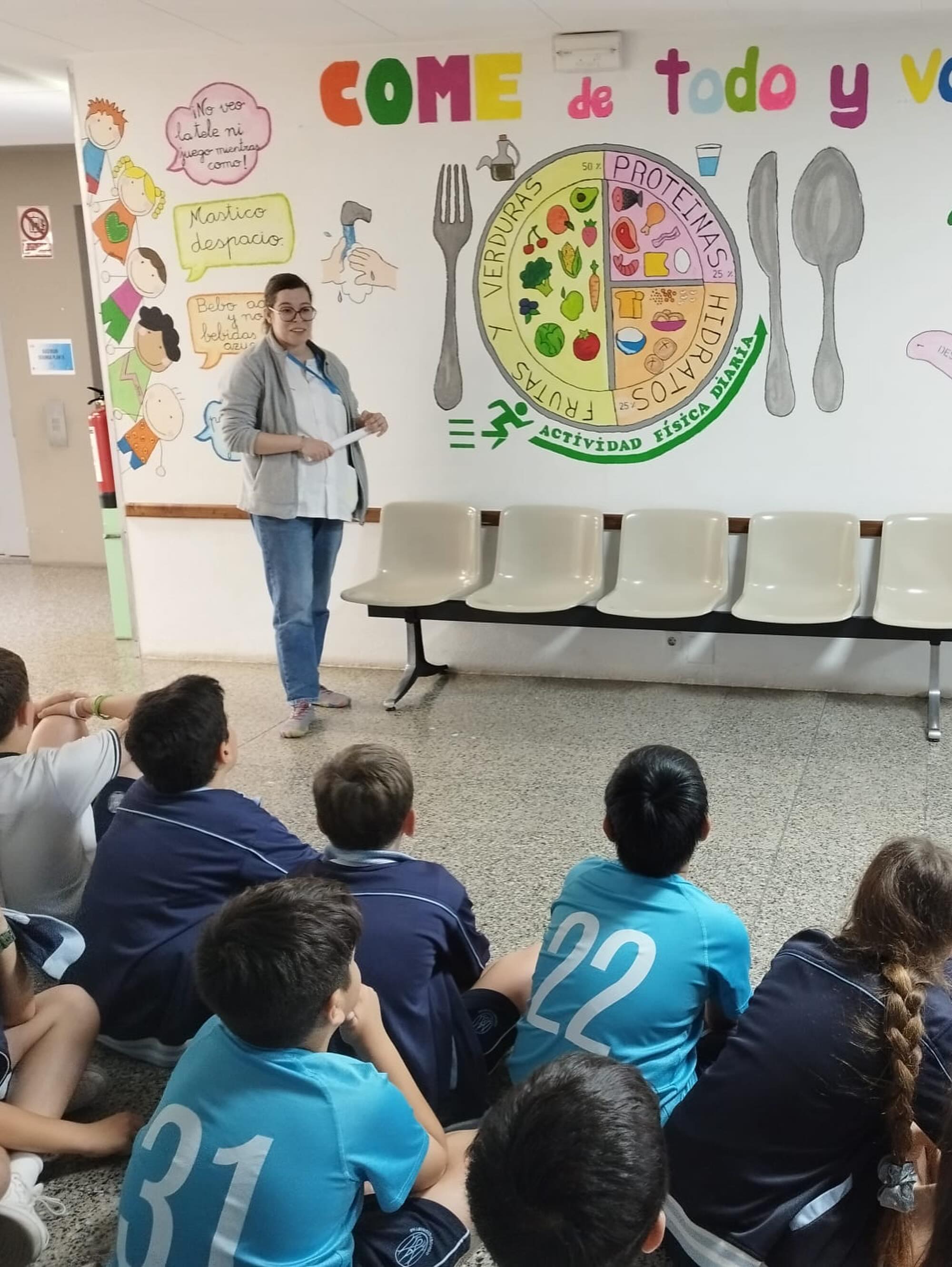 Visita alumnado Concepcionistas Centro de Salud Ponferrada II