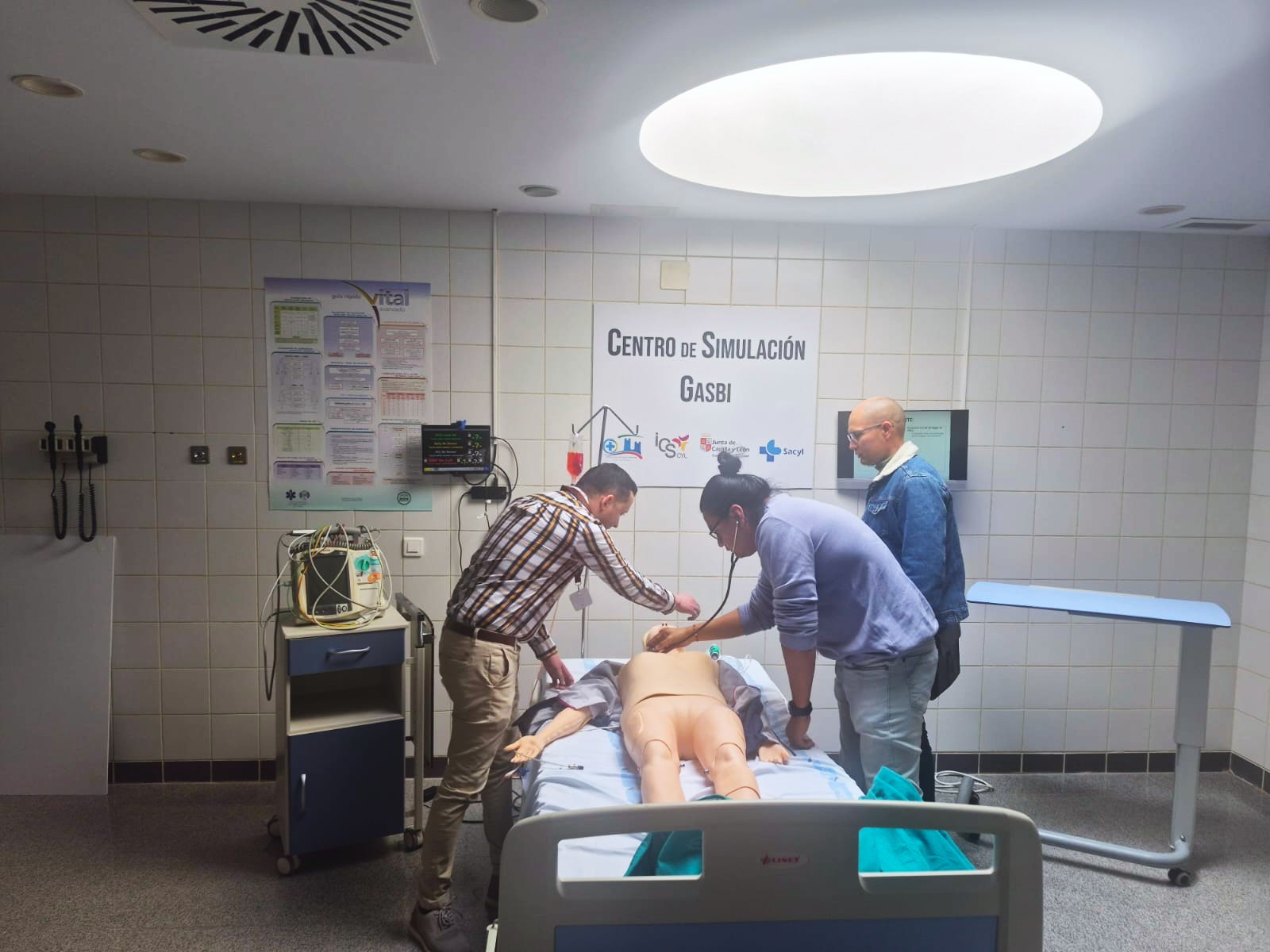 Profesionales sanitarios durante las jornadas Respibierzo 2026 (1)