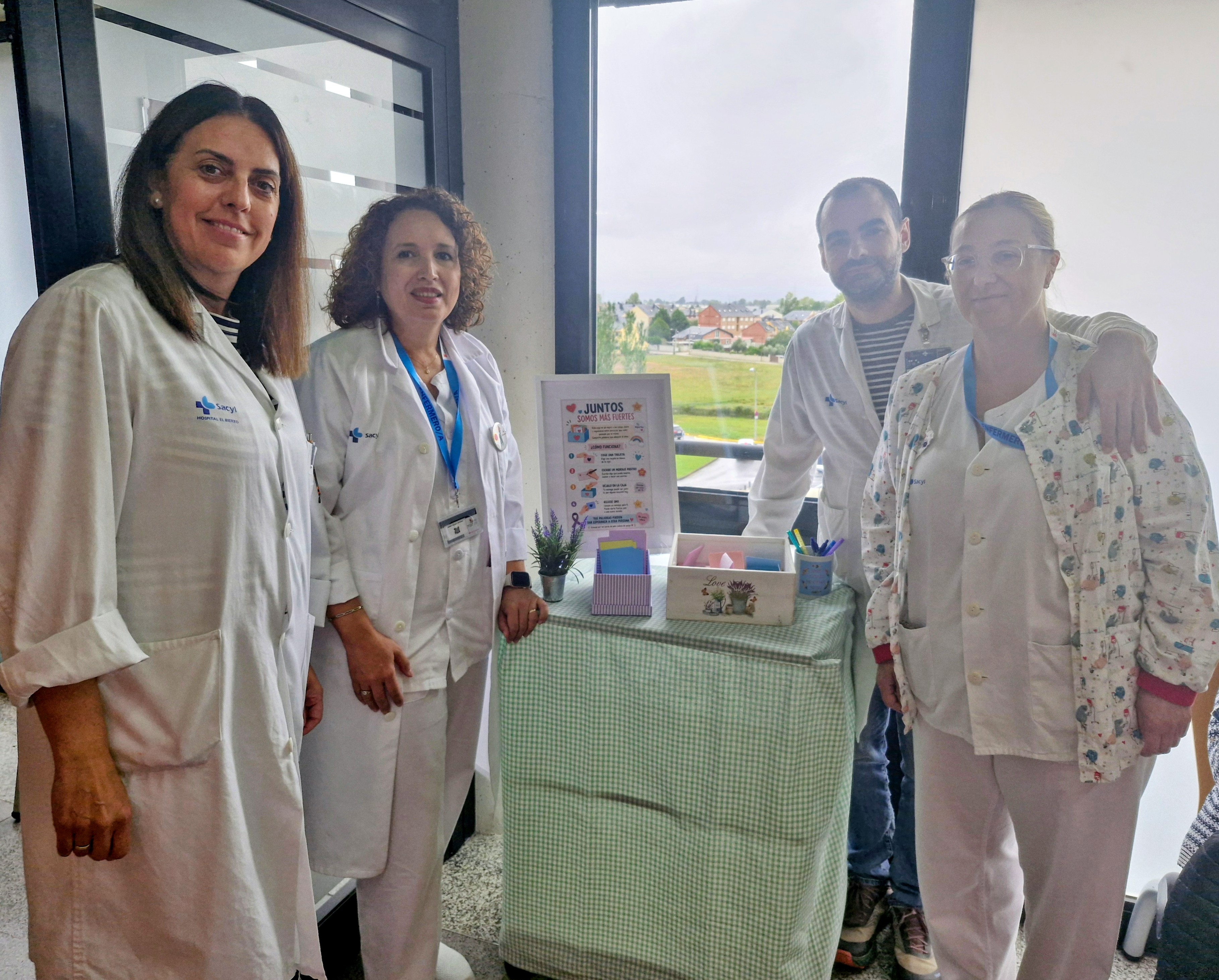 Trabajadores de la Gasbi inaugurando la iniciativa de humanización 'Juntos somos más fuertes' (2)