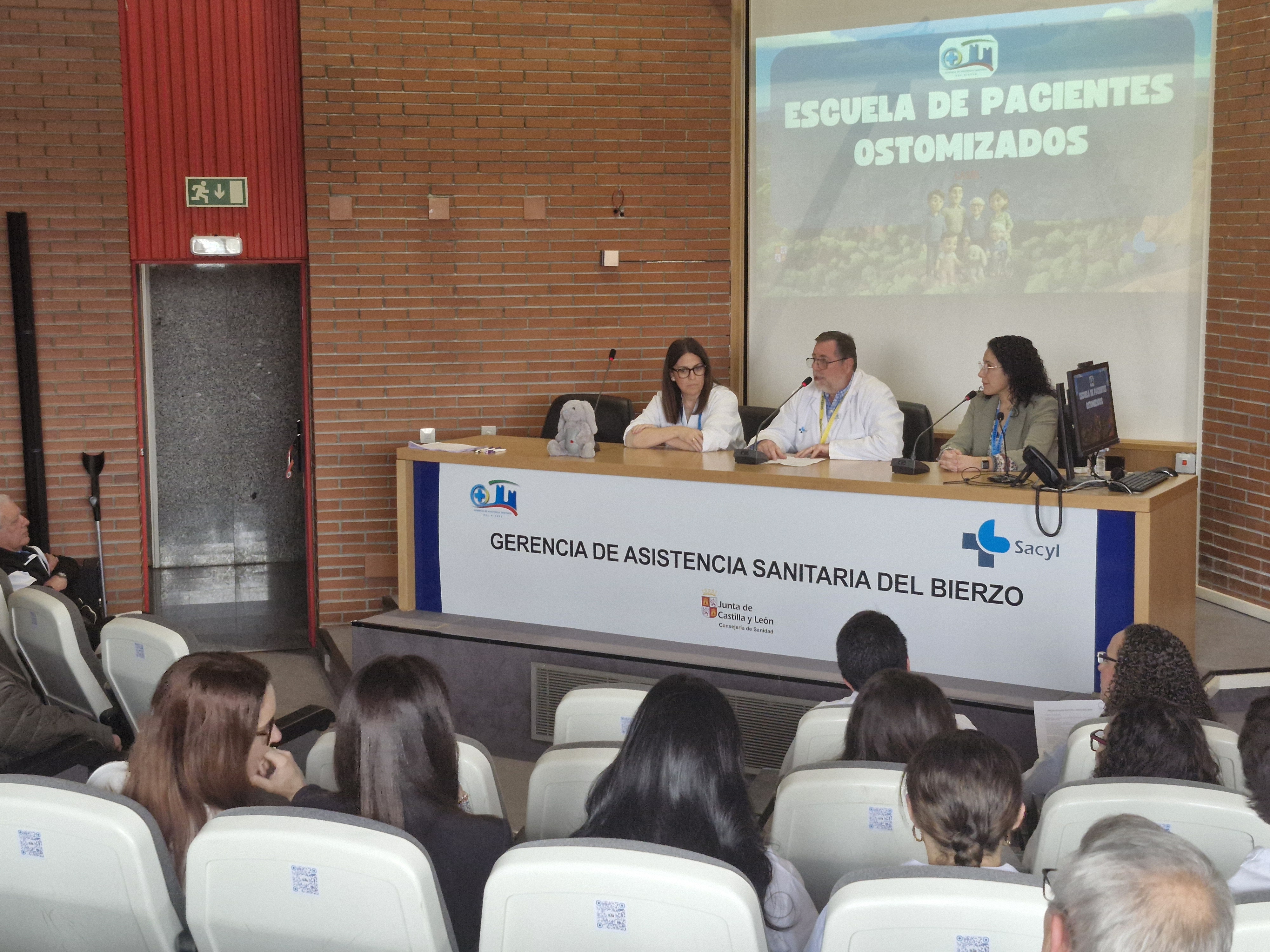 Inauguración de la Escuela de Pacientes Ostomizados de la Gasbi en el Hospital El Bierzo (2)