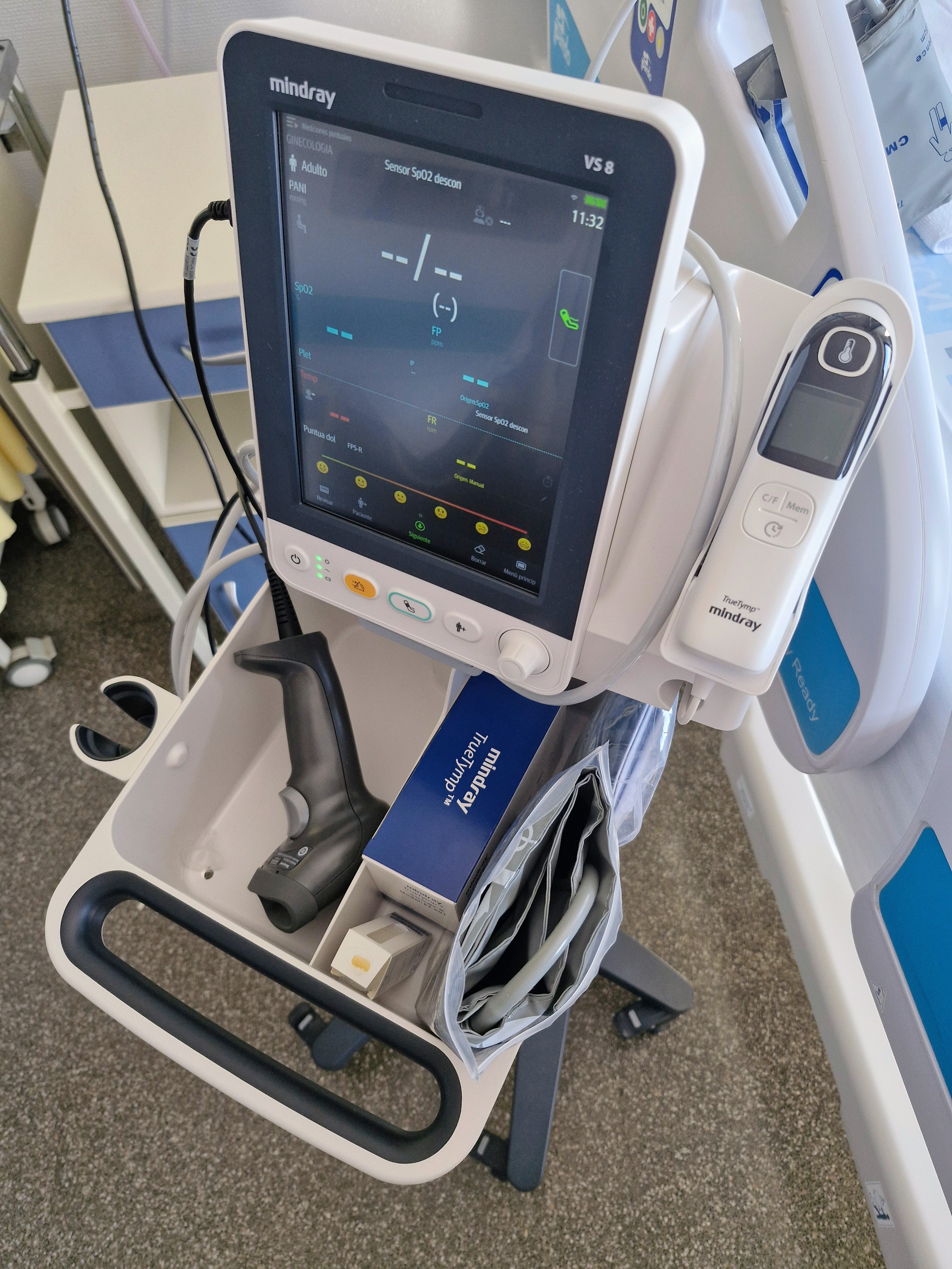 Los nuevos monitores de constantes vitales en el Hospital El Bierzo (2)