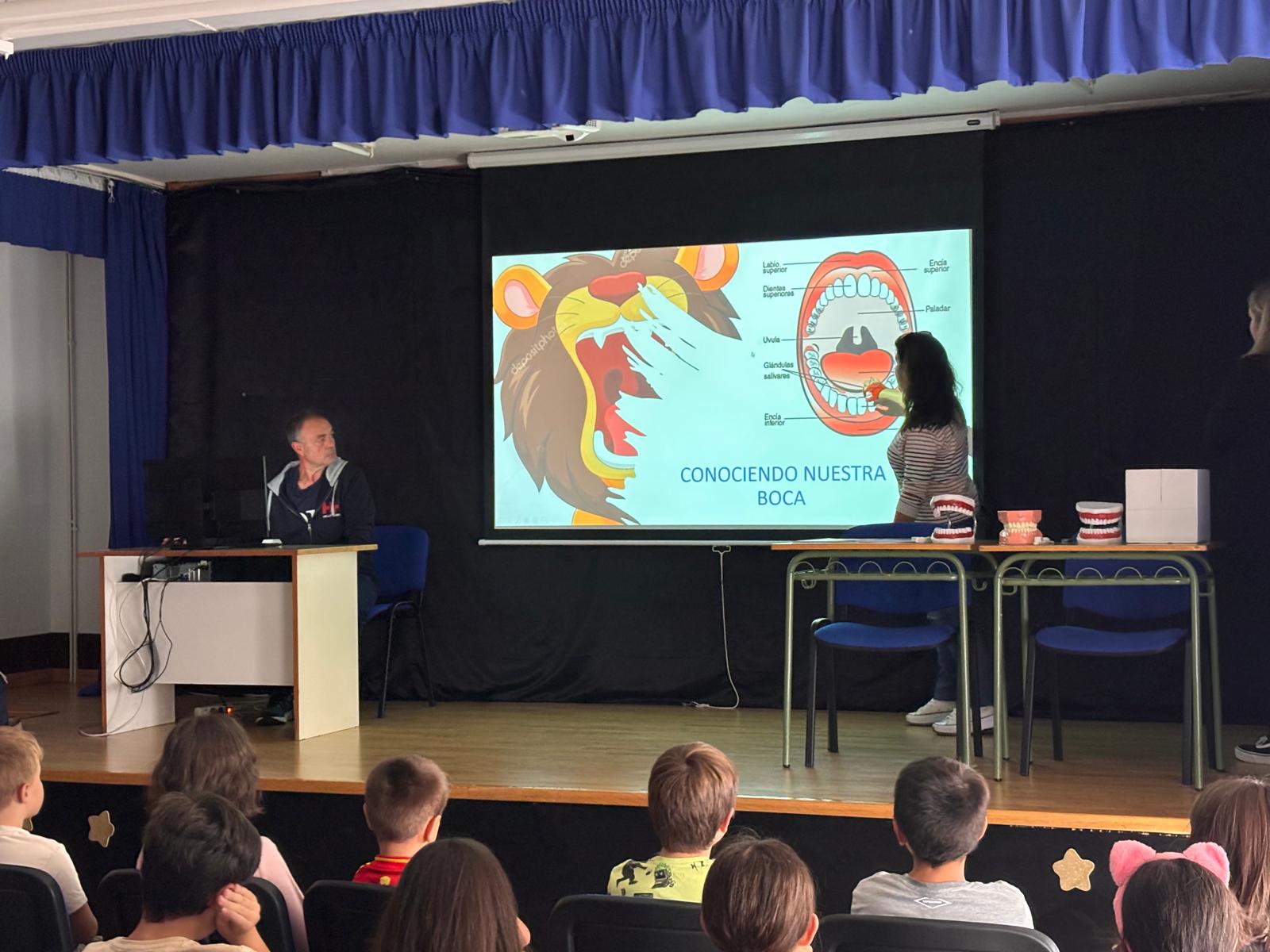 Charla bucodental de la Gasbi en el CEIP Campo de la Cruz (5)