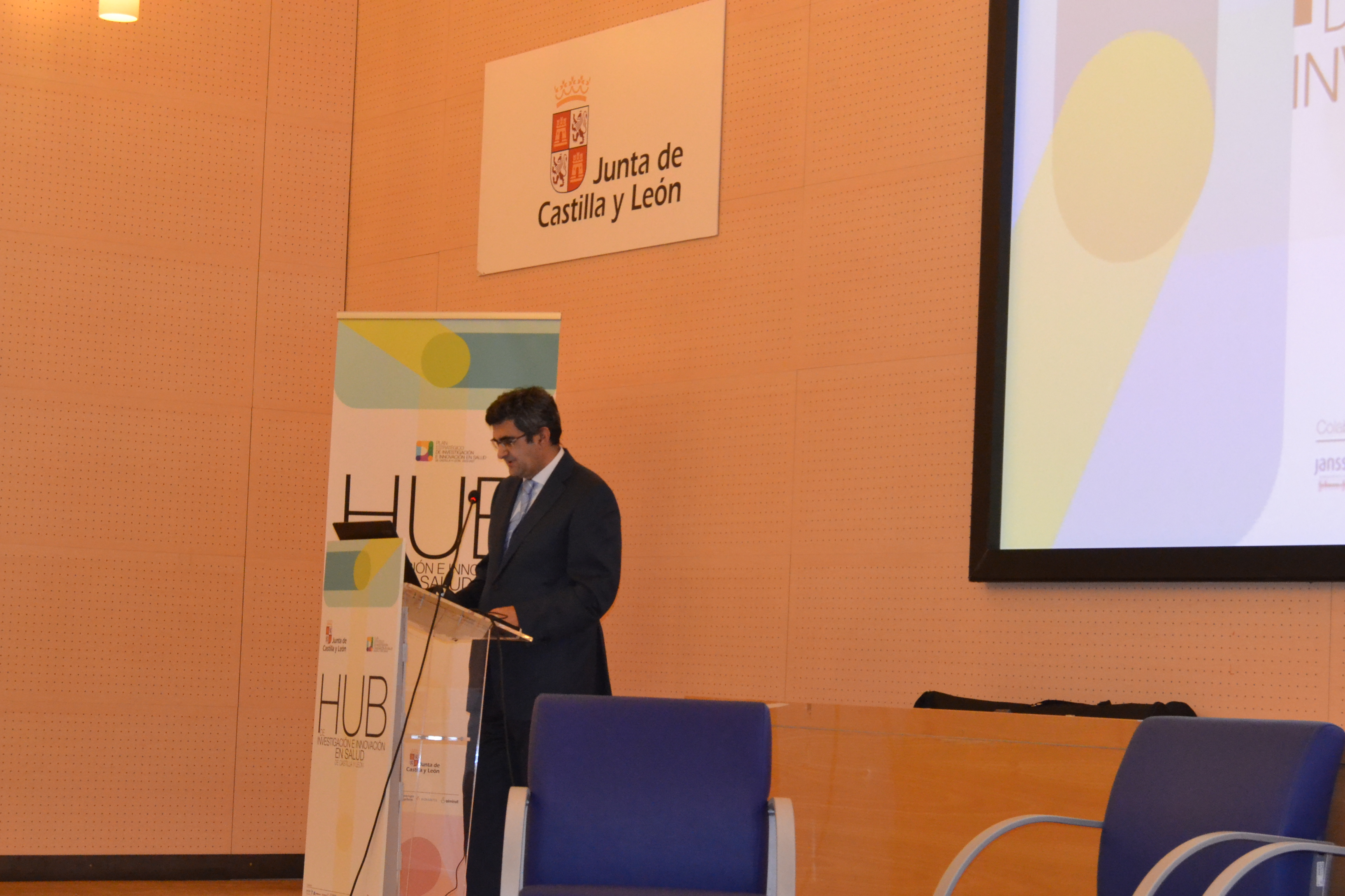 Pedro - Presentador (3)