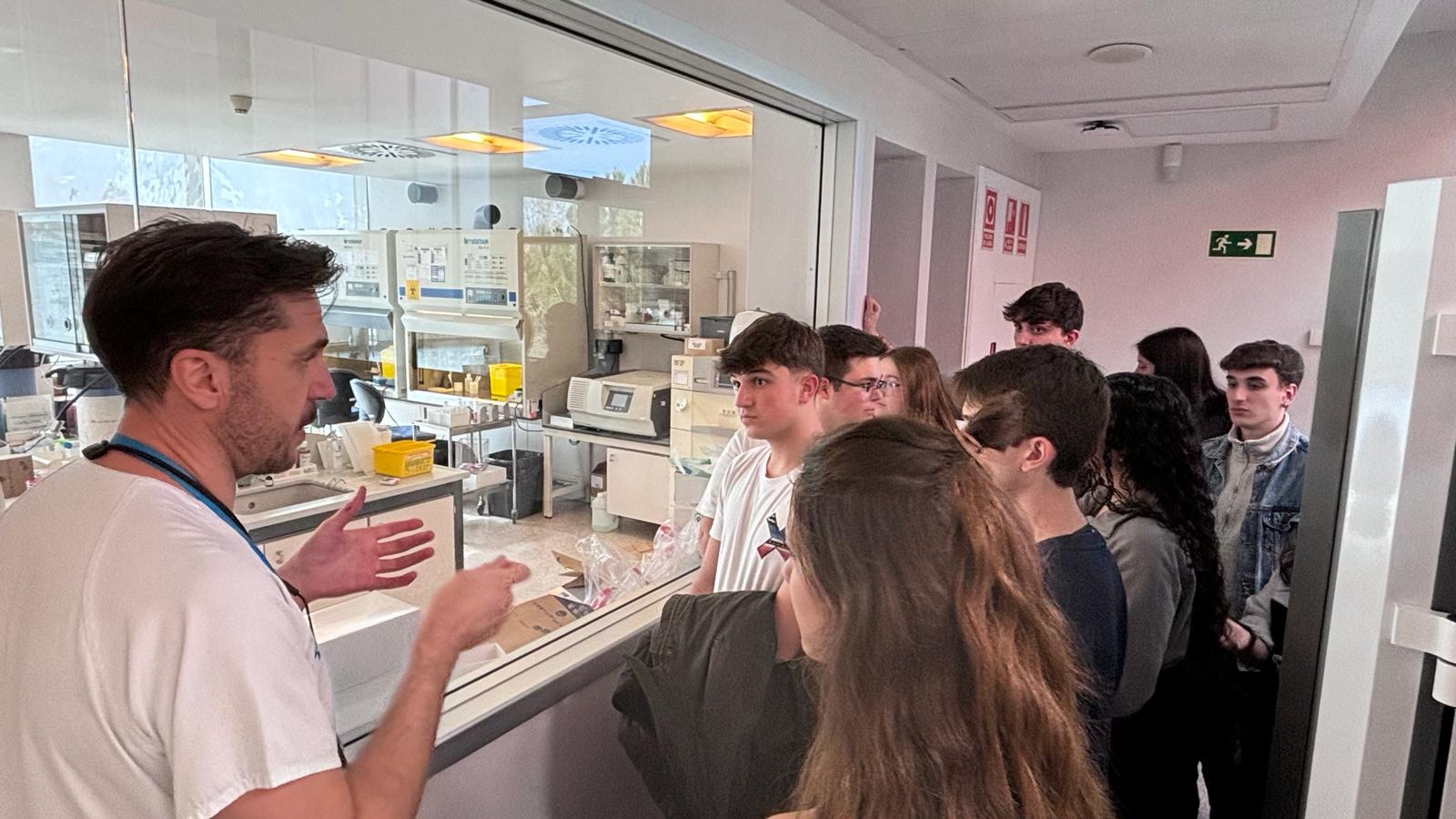 WhatsApp Image 2024-04-04 at 10.42.27 (2)