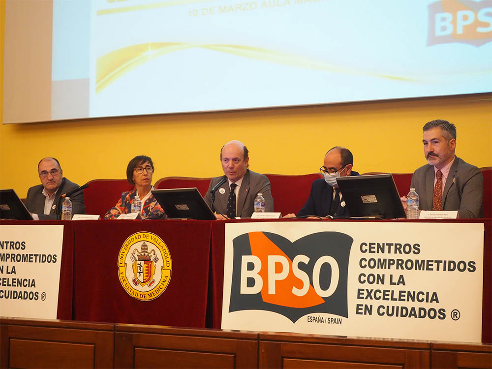 230310- HCUV_Foto1Mesa autorizadades